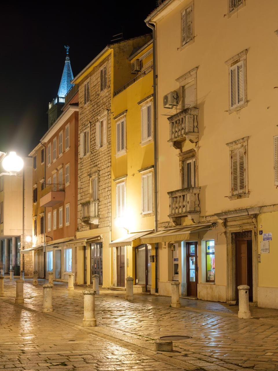 Luxury Rooms Volat Old Town Zadar Eksteriør billede